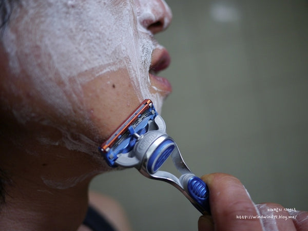2-in-1 Cleansing and Shaving foam